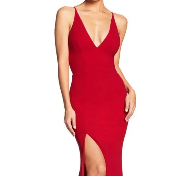 Long Red Gown dress by Dress the Population Sandra in Poppy Size Med New - Picture 4 of 13
